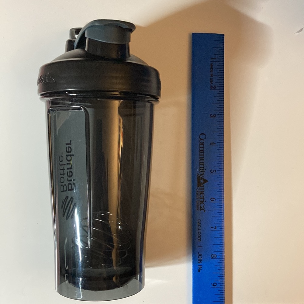 Blender Bottle Black Pro24 With Lid and Blender Ball